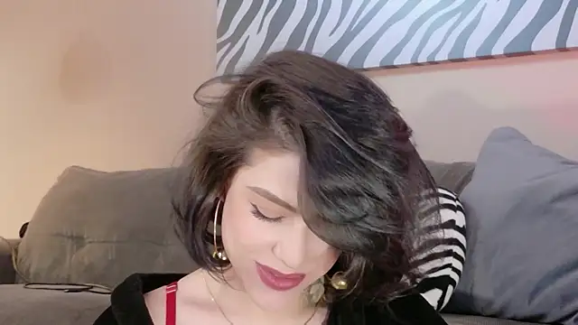 Hannah Borbon online show from 01.08.26