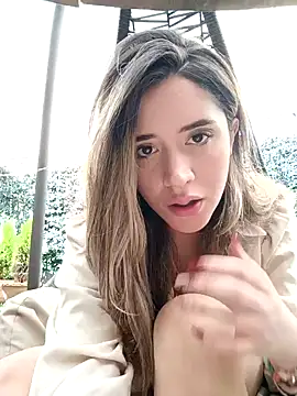 maliciaworld online show from 12.04.24