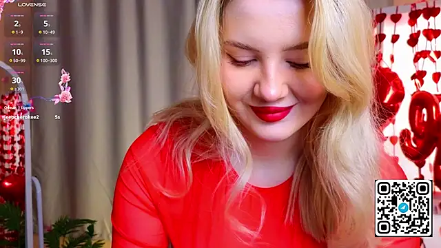 oliviabr0wn0 online show from 02.15.25