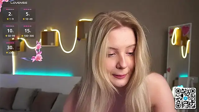 oliviabr0wn0 online show from 02.20.25