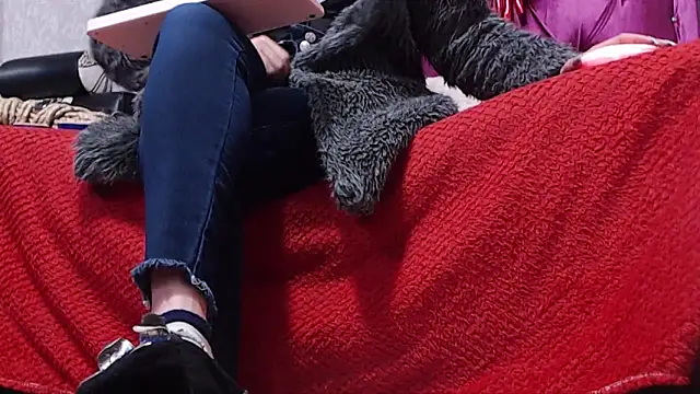 AyshaScott online show from 03.21.25