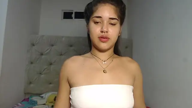 Snapshot of Melody_phillips2 chatting on 10.19.25 Melody phillips2 online show from 10.19.25