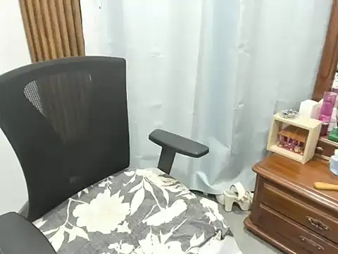 Snapshot of MonicaGarcia_ chatting on 06.09.26 MonicaGarcia online show from 06.09.26
