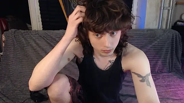Snapshot of axxxturel chatting on 05.27.26 axxxturel online show from 05.27.26
