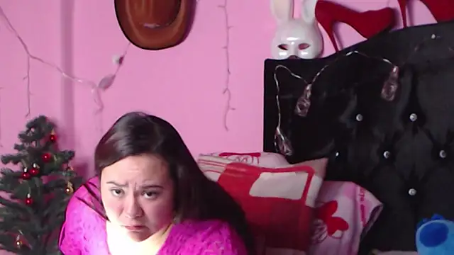 NikkiRous  online show from 01.11.25