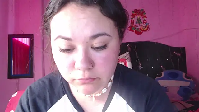 NikkiRous  online show from 10.21.25