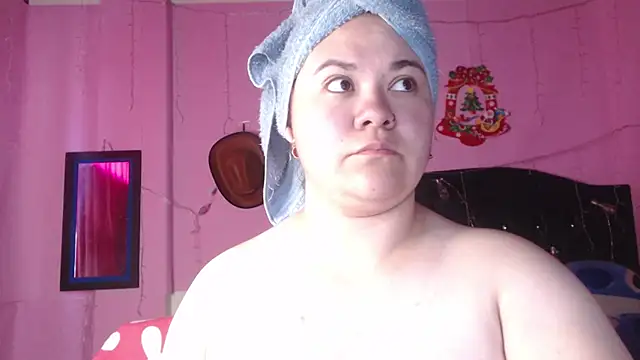 NikkiRous  online show from 11.01.25