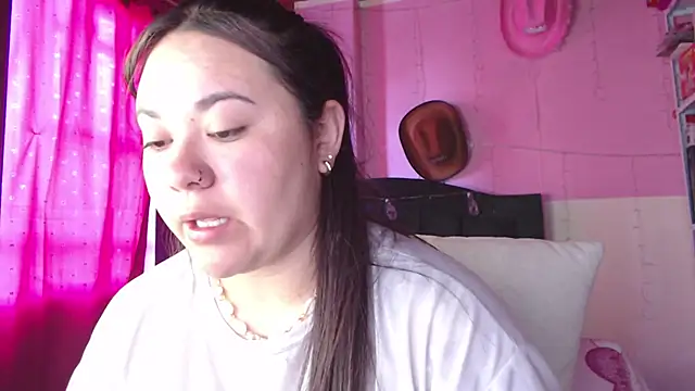 NikkiRous  online show from 01.17.26