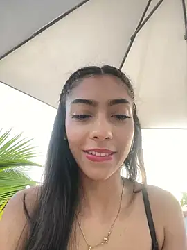 Snapshot of Ema_azel chatting on 12.31.24 Ema azel online show from 12.31.24