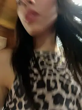 Snapshot of Ema_azel chatting on 02.17.25 Ema azel online show from 02.17.25