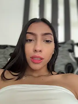 Snapshot of Ema_azel chatting on 05.10.26 Ema azel online show from 05.10.26