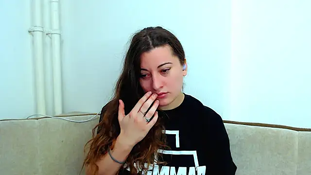 Helen Adams  online show from 12.03.24