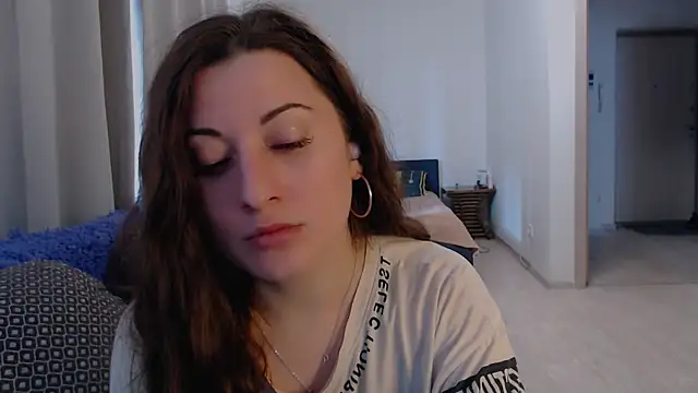 Helen Adams  online show from 07.07.26