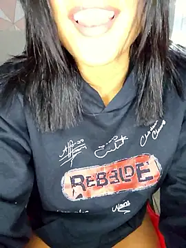 Snapshot of moreninhasilva chatting on 05.22.26 moreninhasilva online show from 05.22.26