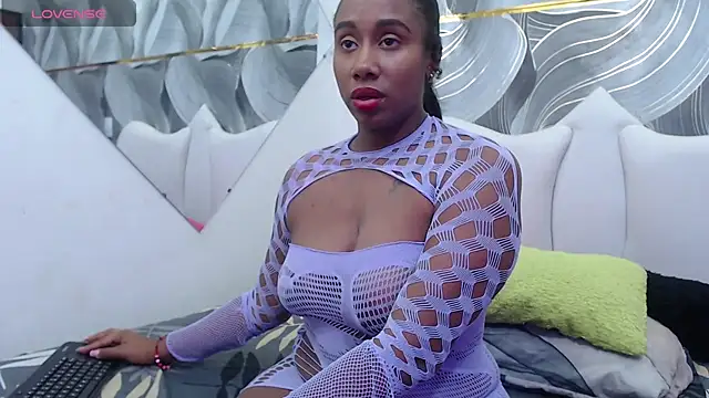 Snapshot of SheylaBrodhlei chatting on 02.19.26 SheylaBrodhlei online show from 02.19.26