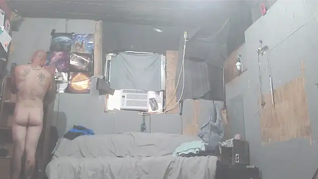 Snapshot of Smurfschmidt chatting on 09.12.25 Smurfschmidt online show from 09.12.25