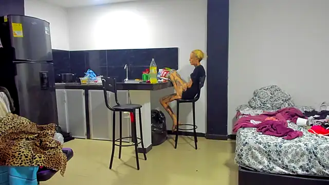 barbara anal squirt  online show from 03.13.25