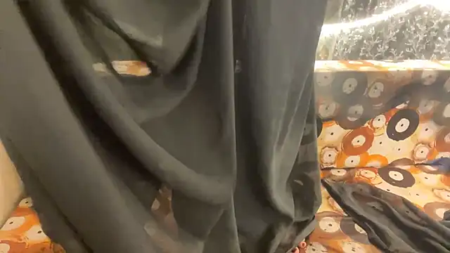 shuhana  online show from 11.13.25