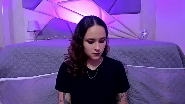 AnnyThompson  online show from 02.07.25