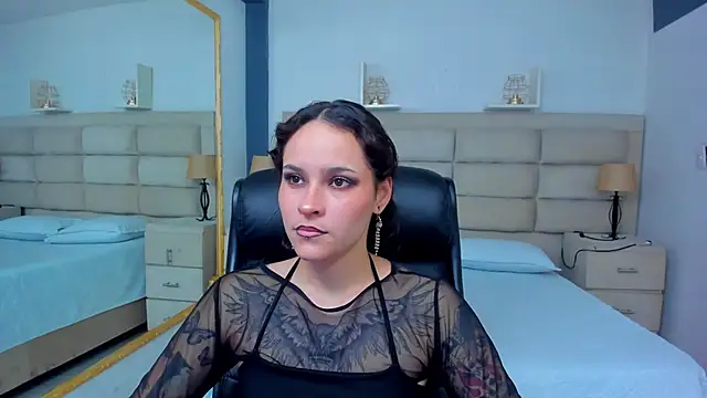 AnnyThompson  online show from 10.16.25