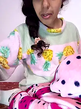 Snapshot of altinya chatting on 02.19.26 altinya online show from 02.19.26