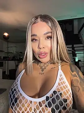 milaivanova online show from 11.30.25