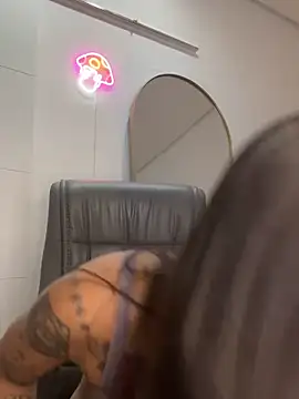 Nikatsu online show from 02.19.25