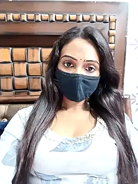 Yours-Bebo online show from 03.11.26