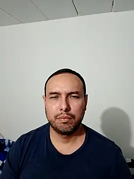 Snapshot of ElSunEagle chatting on 09.21.25 ElSunEagle online show from 09.21.25