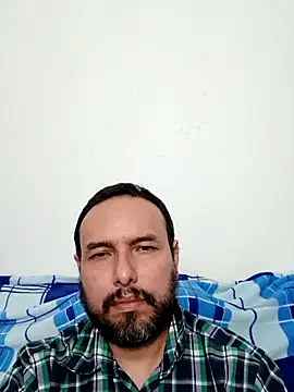 Snapshot of ElSunEagle chatting on 10.24.25 ElSunEagle online show from 10.24.25