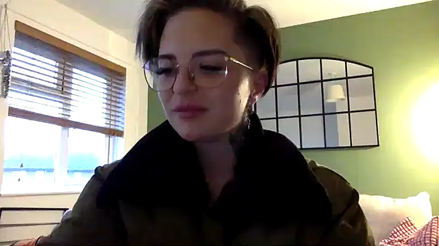 Snapshot of Rubyrichhxo chatting on 12.28.24 Rubyrichhxo online show from 12.28.24