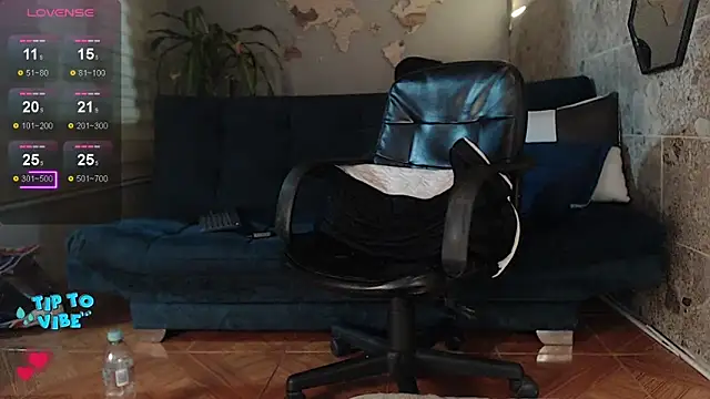 Snapshot of rogert_xx chatting on 02.11.25 rogert xx online show from 02.11.25