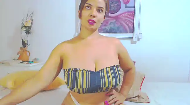 Snapshot of SoniaGresson chatting on 01.30.25 SoniaGresson online show from 01.30.25