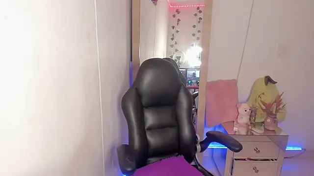 hellensexy online show from 12.29.24