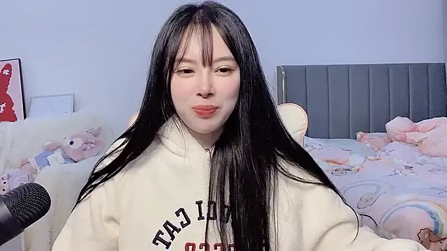 Snapshot of stellar-BB chatting on 12.08.24 stellar-BB online show from 12.08.24