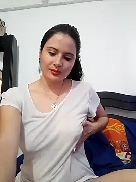Snapshot of Zoe_Clark_ chatting on 01.25.25 Zoe Clark online show from 01.25.25