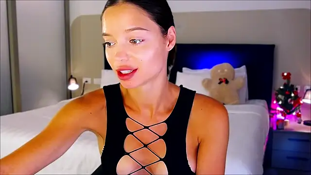 wow Mia online show from 01.12.25