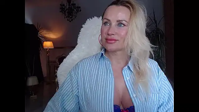 eyesangel22 online show from 12.23.24