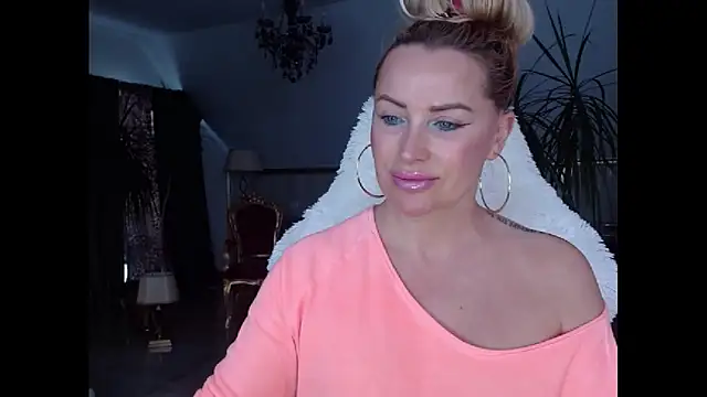 eyesangel22 online show from 02.18.25