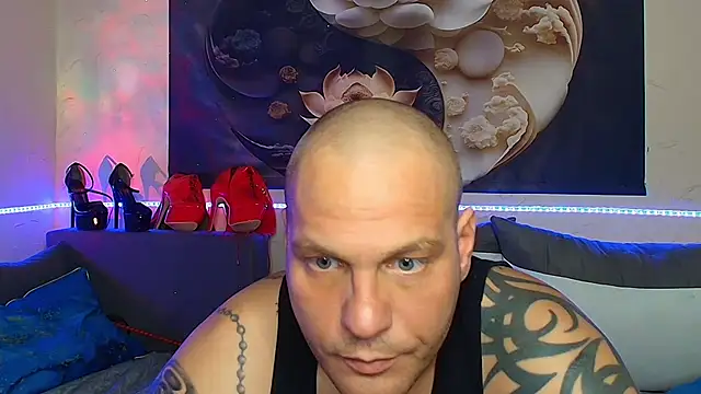 Snapshot of xDeepInLovexx chatting on 04.02.26 xDeepInLovexx online show from 04.02.26