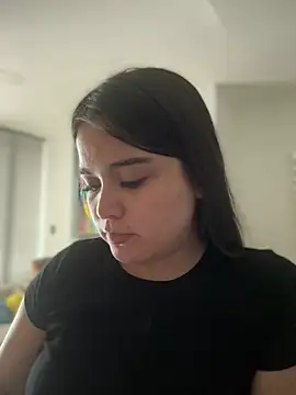 Snapshot of CamilaSofiia chatting on 06.19.26 CamilaSofiia online show from 06.19.26