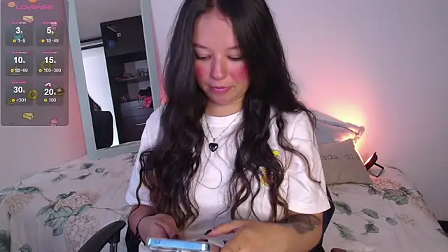 Lexie Thompson10 online show from 09.14.25