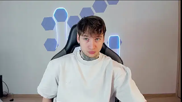 Chris Tyson online show from 12.03.24