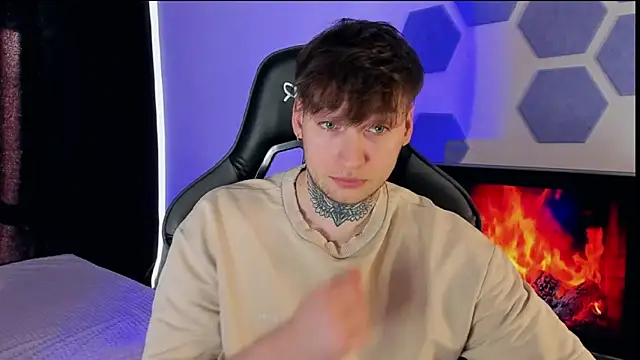 Chris Tyson online show from 03.20.25