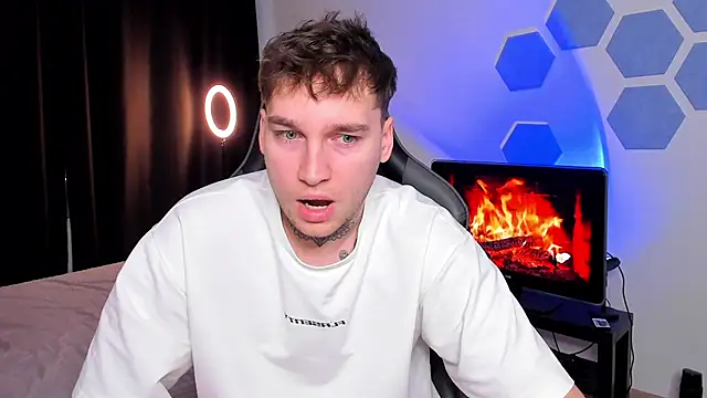 Chris Tyson online show from 12.05.25