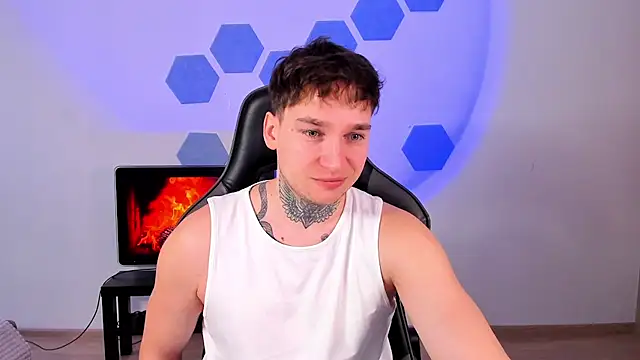 Chris Tyson online show from 12.16.25