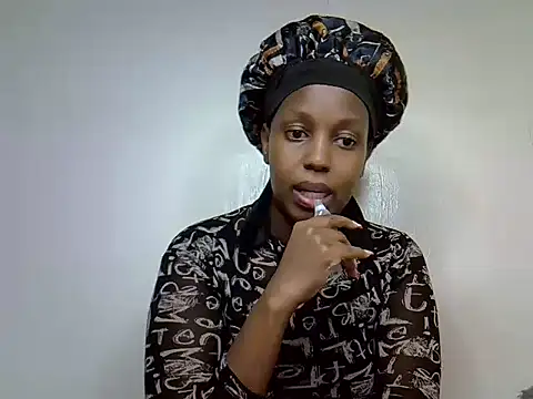 Snapshot of sexxy_kay chatting on 12.17.24 sexxy kay online show from 12.17.24