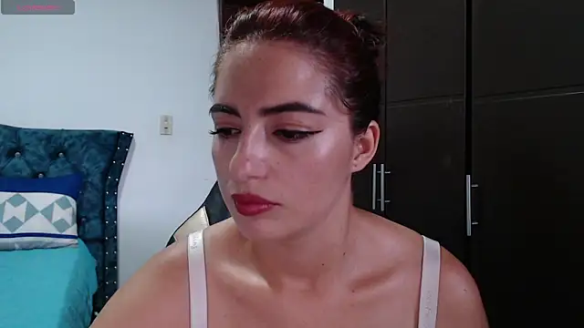 Kate lorens9 online show from 12.12.24