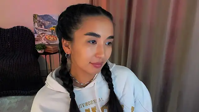 worldofkim online show from 03.19.25