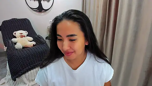 worldofkim online show from 10.22.25